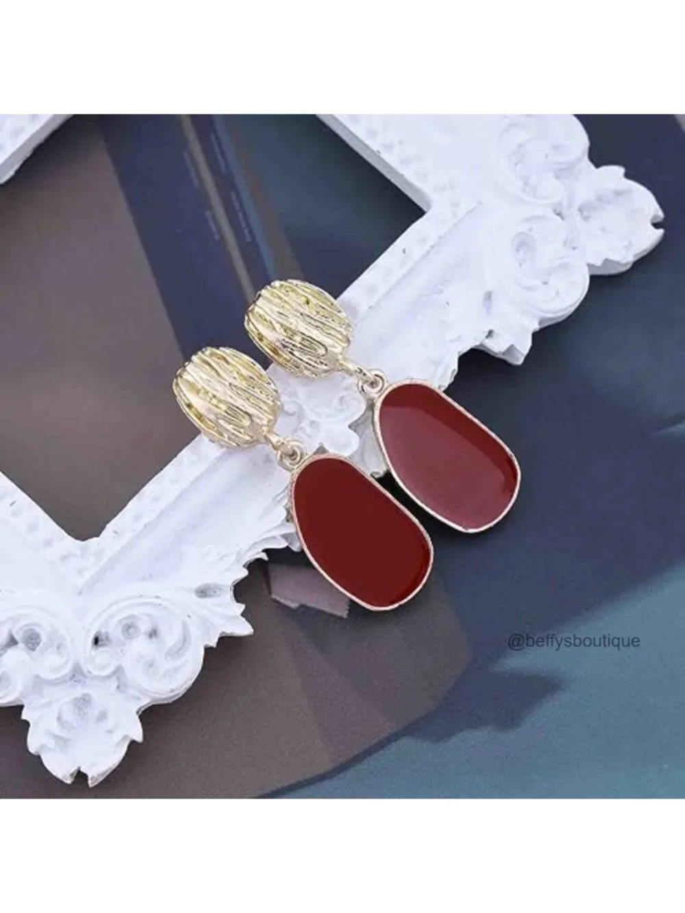 Enamel Oval Dangle Earrings Hammered Disc Stud